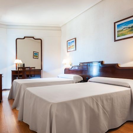 Hotel Alcantara Caces Zewnętrze zdjęcie