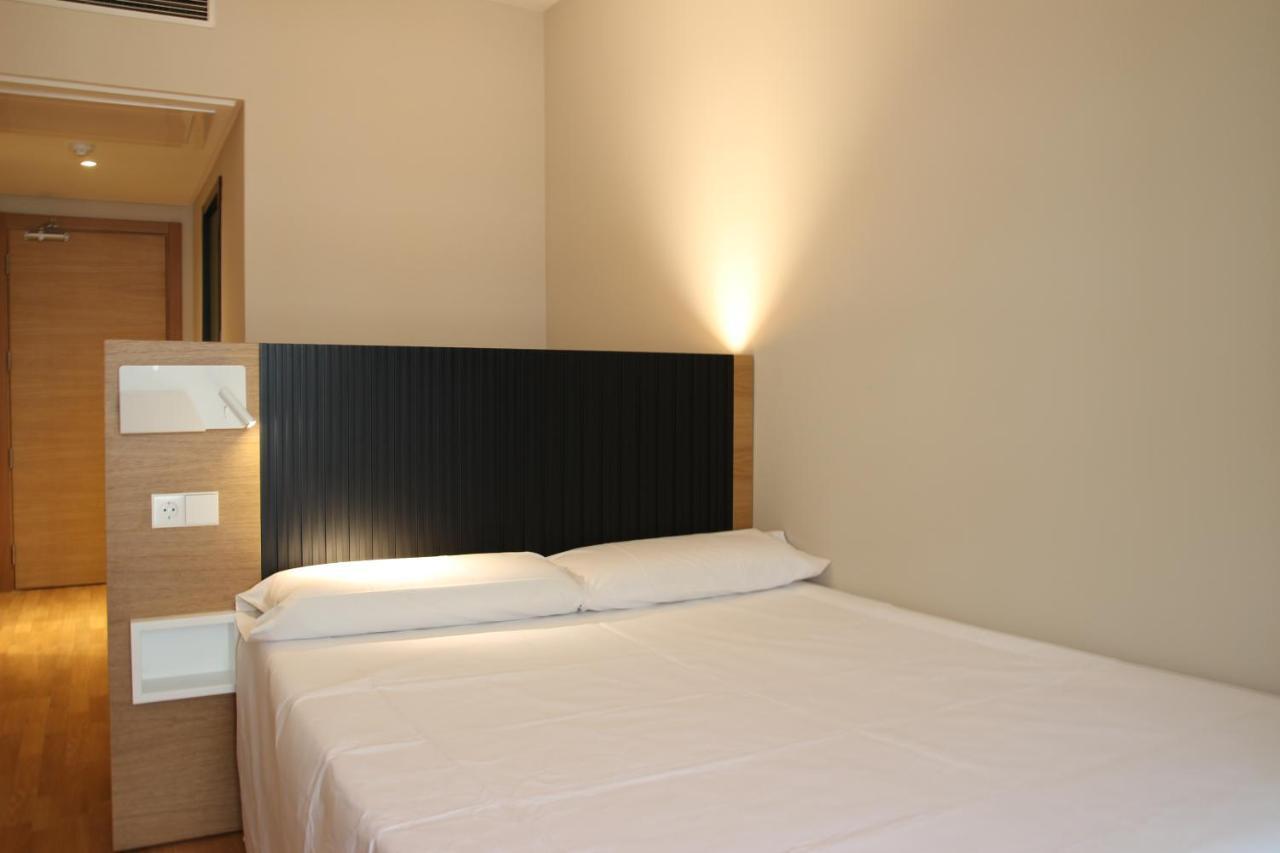 Hotel Alcantara Caces Zewnętrze zdjęcie