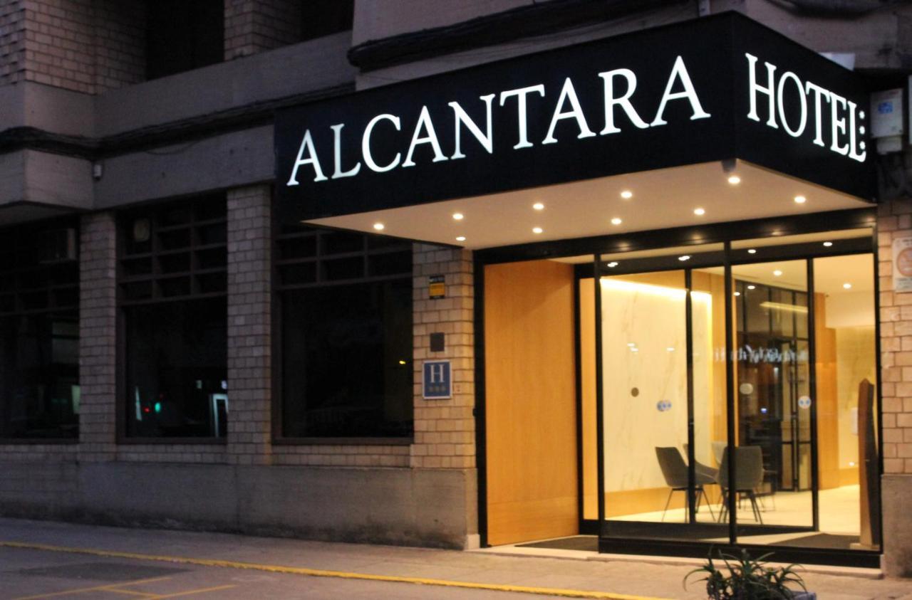 Hotel Alcantara Caces Zewnętrze zdjęcie