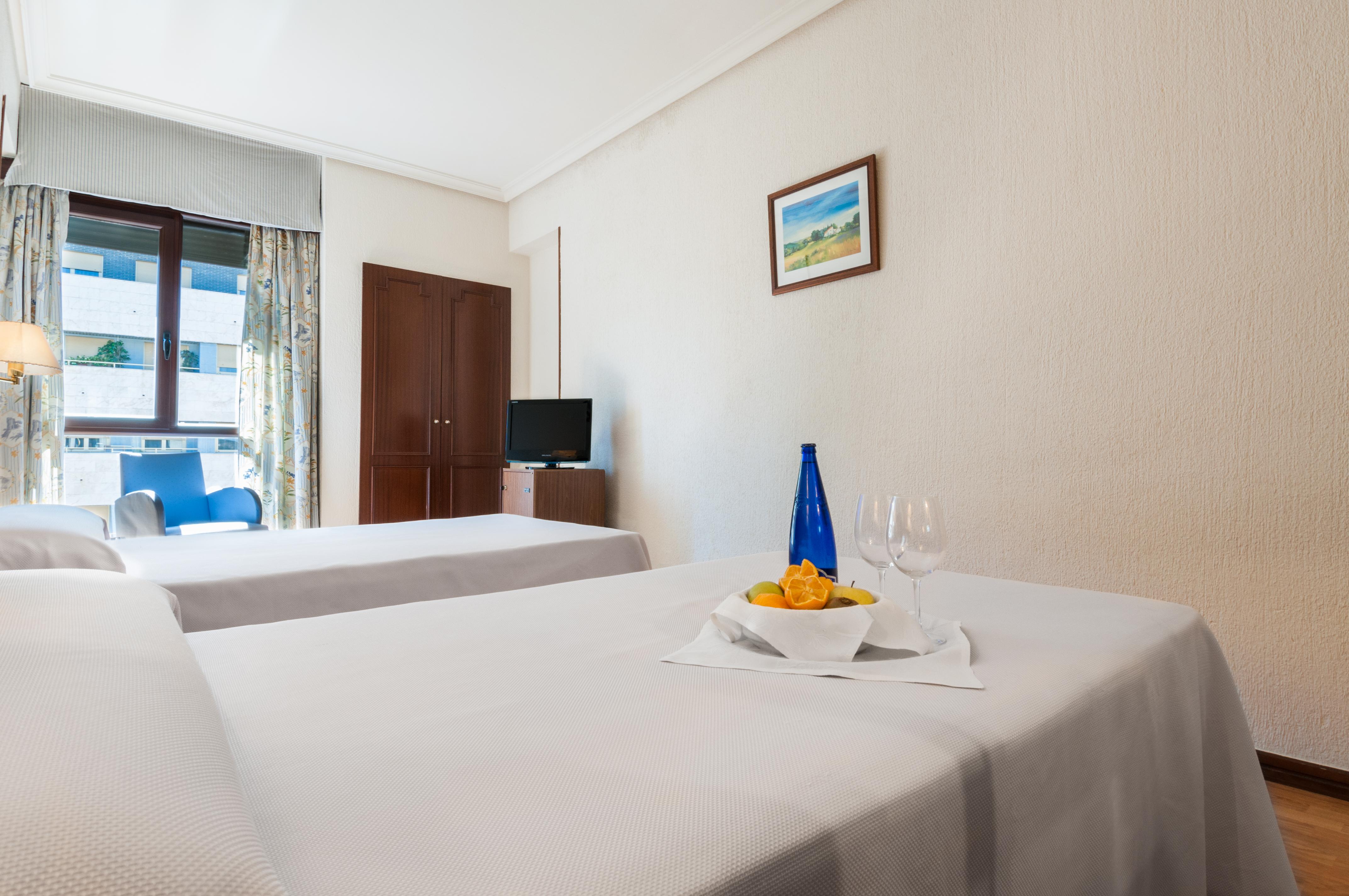 Hotel Alcantara Caces Zewnętrze zdjęcie