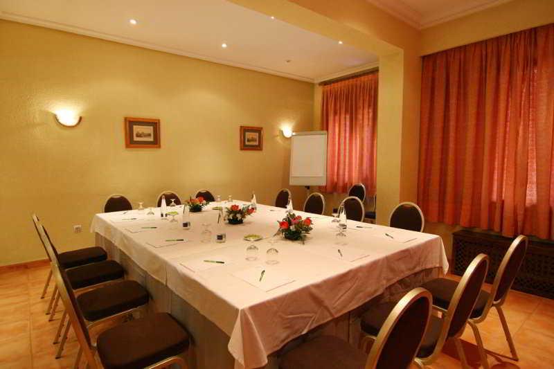Hotel Alcantara Caces Zewnętrze zdjęcie